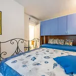 Ferienhaus Ibiscus Rosa 1 Marongiu