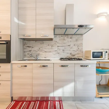 Ferienhaus Ibiscus Rosa 1 Marongiu