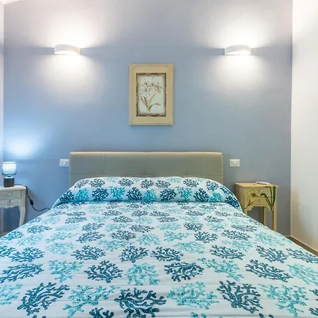 Holiday home Ibiscus Rosa 1